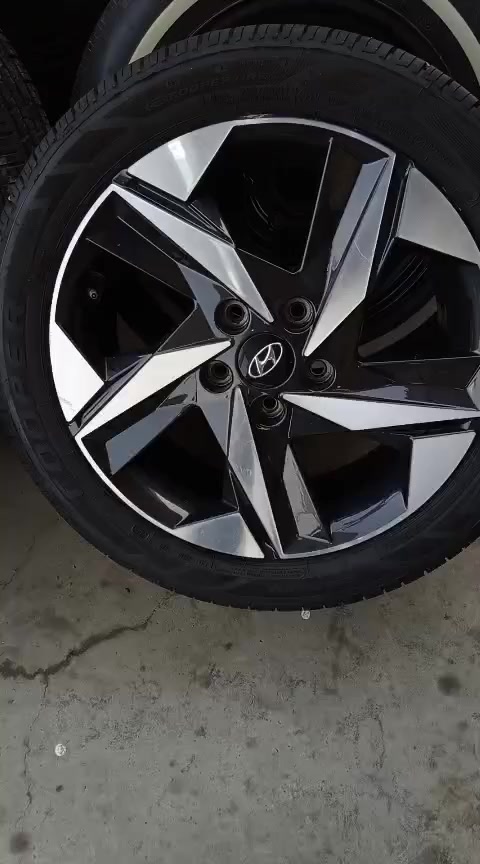 تخم ويل كب الانترة 23 أصلي شركة تايرات كومهو أصلي شركة العنوان بغداد الشعلة ***********
***********
