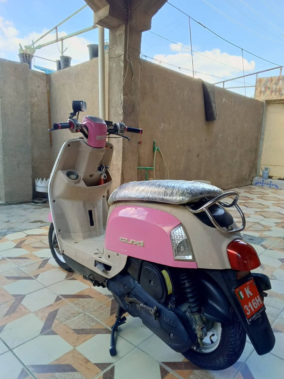 سلام عليكم دراجة بوليس للبيع السعر 675 وبيهة مجال لاتصـال ***********
