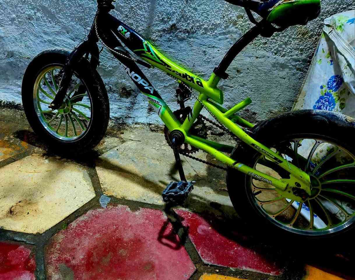 السلام عليكم BMX امريكي حجم 14 
البايسكل كامل تايرات جدد البسكل اي ملعب بغراضة ماكو تاخذة وتطلع البايسكل اي شي ما بدل بي اي شي غراضة البلاديات السعر 50
المكان جميلة


**إذا كنت صاحب هذا الإعلان وتريد حذفه لأي سبب، رجاءا أرسل رسالة إلى الدعم الفني**