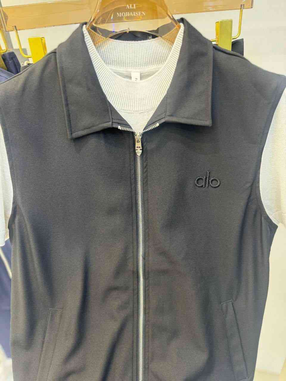 بدله كوري خامه درجه اولى وقطعه فوول

قياس xl - 4xl

الشد 16 قطعه ب508 الف


**إذا كنت صاحب هذا الإعلان وتريد حذفه لأي سبب، رجاءا أرسل رسالة إلى الدعم الفني**