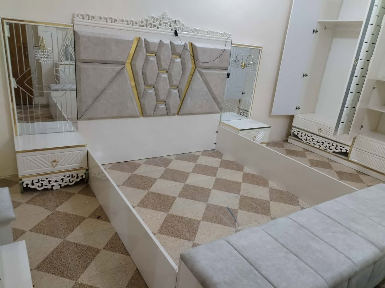 السلام عليكم غرفه تركيه مستعمله قليل نضافه 90 بل 100 تتكون من 9 قطع سعرها مليون و ربع وبيها مجال العنوان بغداد الحسينيه


**إذا كنت صاحب هذا الإعلان وتريد حذفه لأي سبب، رجاءا أرسل رسالة إلى الدعم الفني**