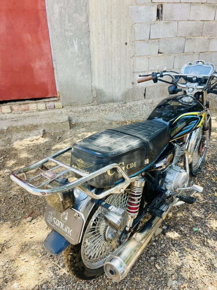 البيع دراجه أربعه كير تايكر موديل25 كفاله عامه جديده السعر 625 وبيه مجال عنوان واسط وعمانيه/***********
