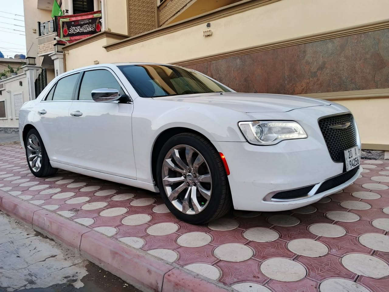 كلايسلر اوباما 
دخول جديد ضباط  
 موديل 2019 
رقم ديالى 
بدون أيرباك  ماشيه  104 الف
بدون اي قطعه صبغ او تبديل كفاله عامه 
بغداد مدينة الصدر الاورفلي 
اللآستفسار حيدر العبودي ***********
