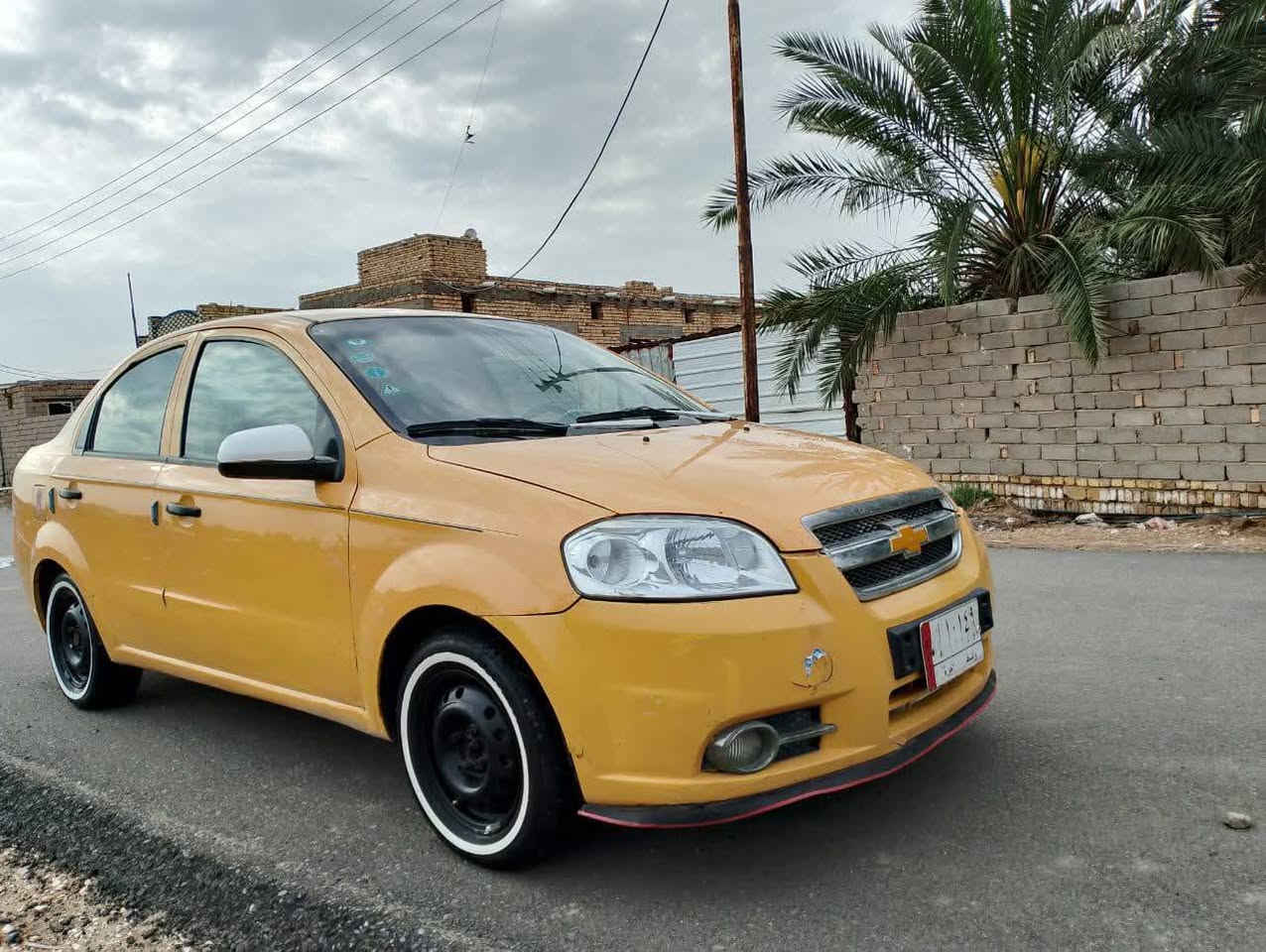 افيو موديل ٢٠١١ مكفوله من الضربه وصبغ تبديل كير جديد منضومه تبريد جديده تواير ابو الخطه سياره جاهزه ماناقصه اي شي مكانه سوق الشيوخ سعره 50 وبيه مجال ***********
