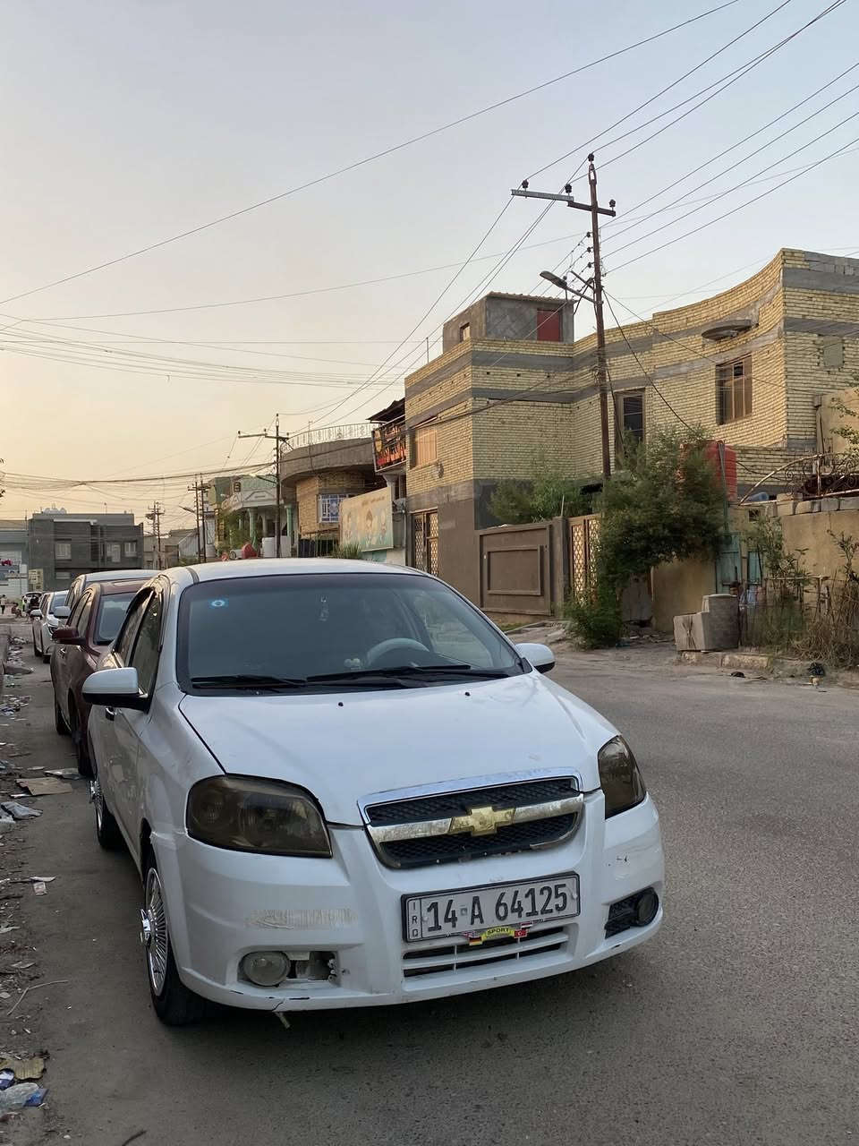 افيو مديل ٢٠١١ سنويه ٣١ رقم دولي راعيها يريد تحويل مكينه ١٤٠٠  مفتوح كير ومكينه وحداديه حلوات ناقصها بس تبريد بيها صبغ حزام بيها ضربه بالصندوك زغيره 
السعر ٥٠ مكان البصره.     ***********
