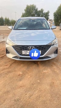 اكسنت 2023 خليجي مرقم معوقين مثنئ  بيه قطعتين صبغ بدون فتح ولا تبديل ا...