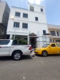 موجود لدينا كادر تغليف الواجهات بلفوم التركي وصبغ واجهات وصبغ داخلي ود...
