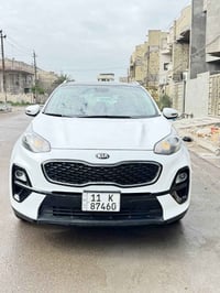 كيا سبورتج للبيع موديل ٢٠٢٠ خليجي كفاله من الصبغ ومن التبديل محرك ٢٠٠٠...