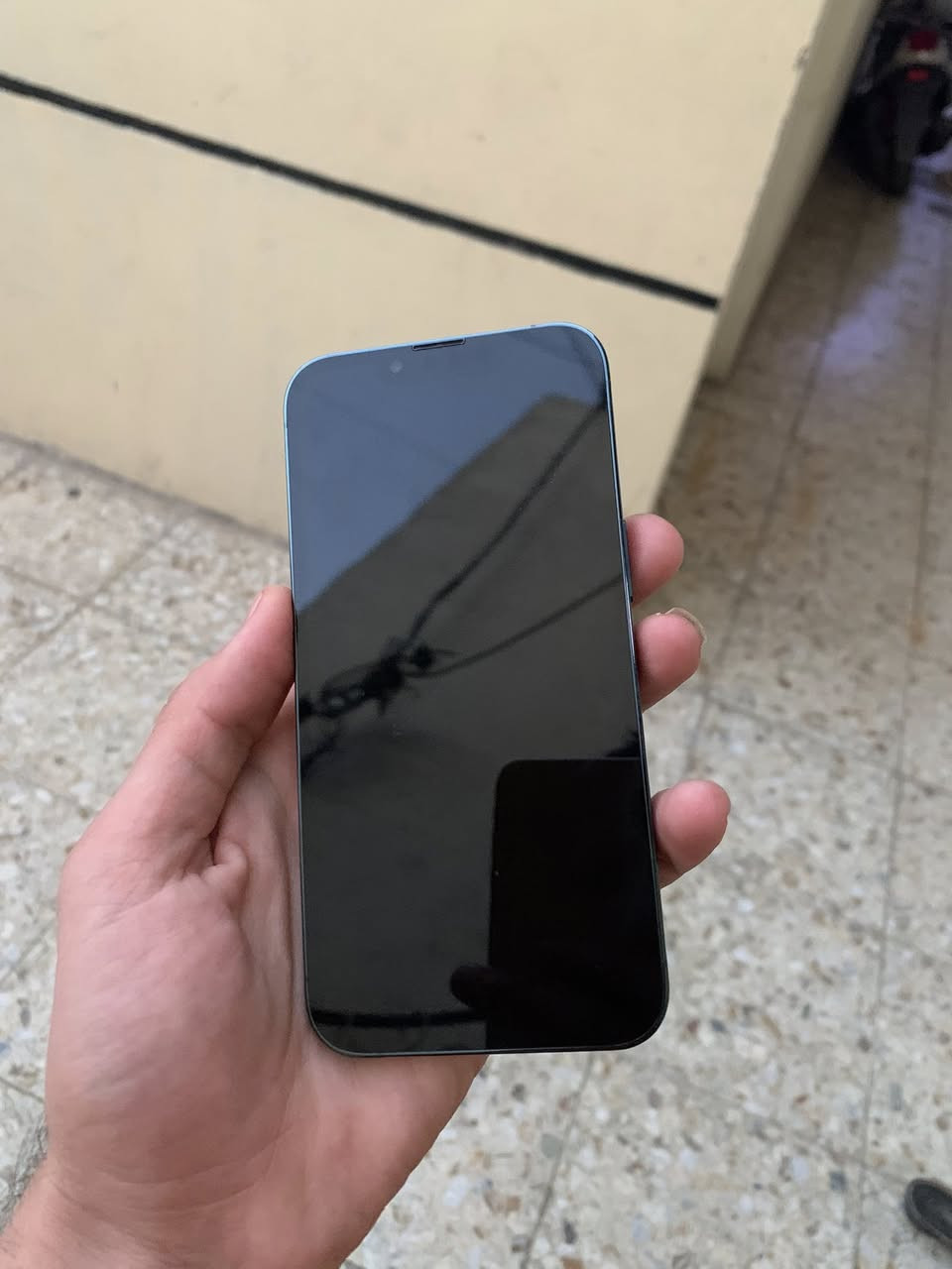 13 بروزغير 256 جهاز جديد لوك كله شغال مسج ابل بطاريه 94 بلاد السعر 520 قفله شراي خاص بلديات *********** فقط بيع بغداد
