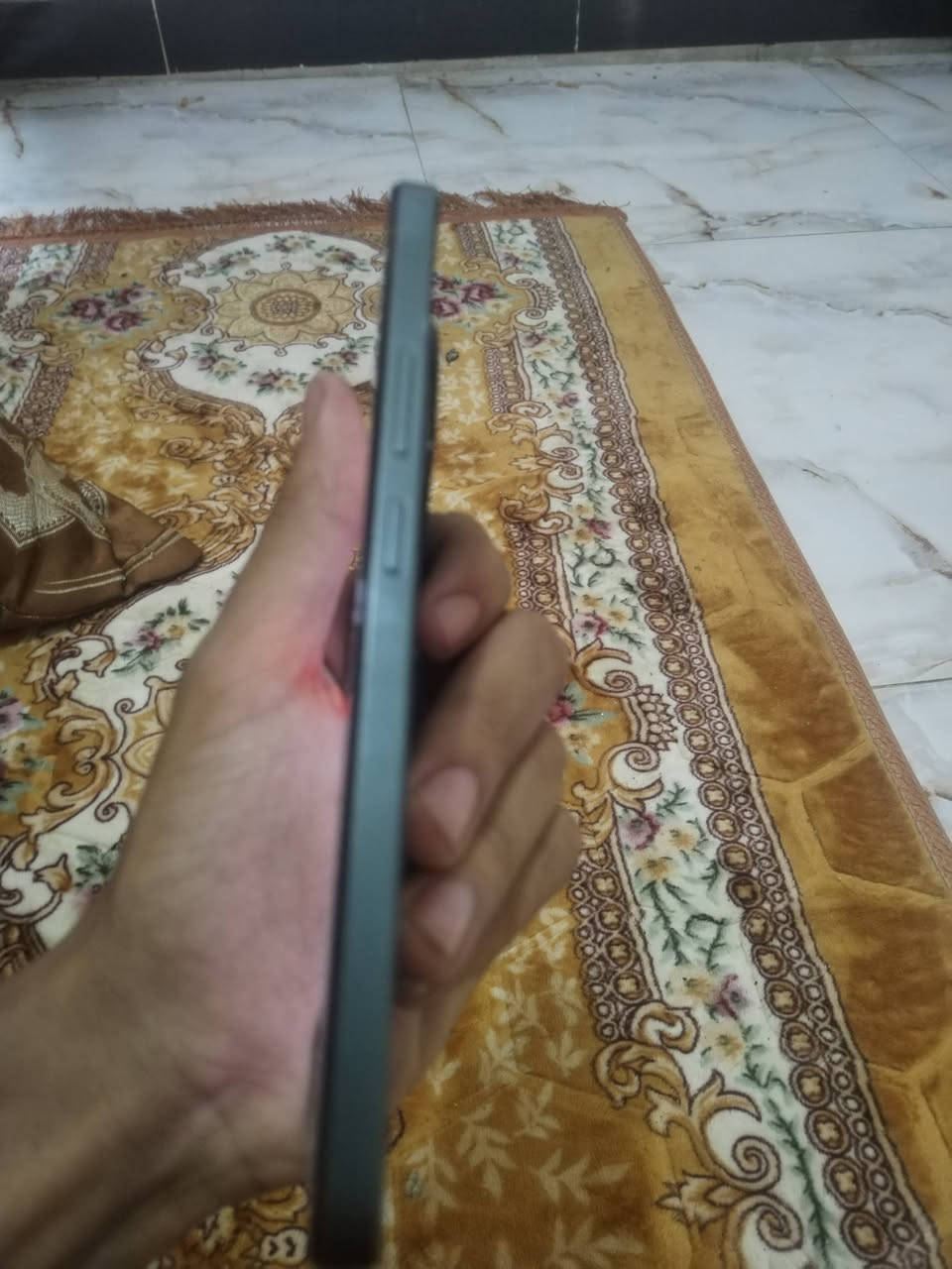 جهاز ريلمي 12 ذكره 512 كيكه عشوائية 16 بصمه بل شاشه 60 فريم يبجي فقط المايك مايشتغل السعر 230 وبيه مجال التواصل ***********
