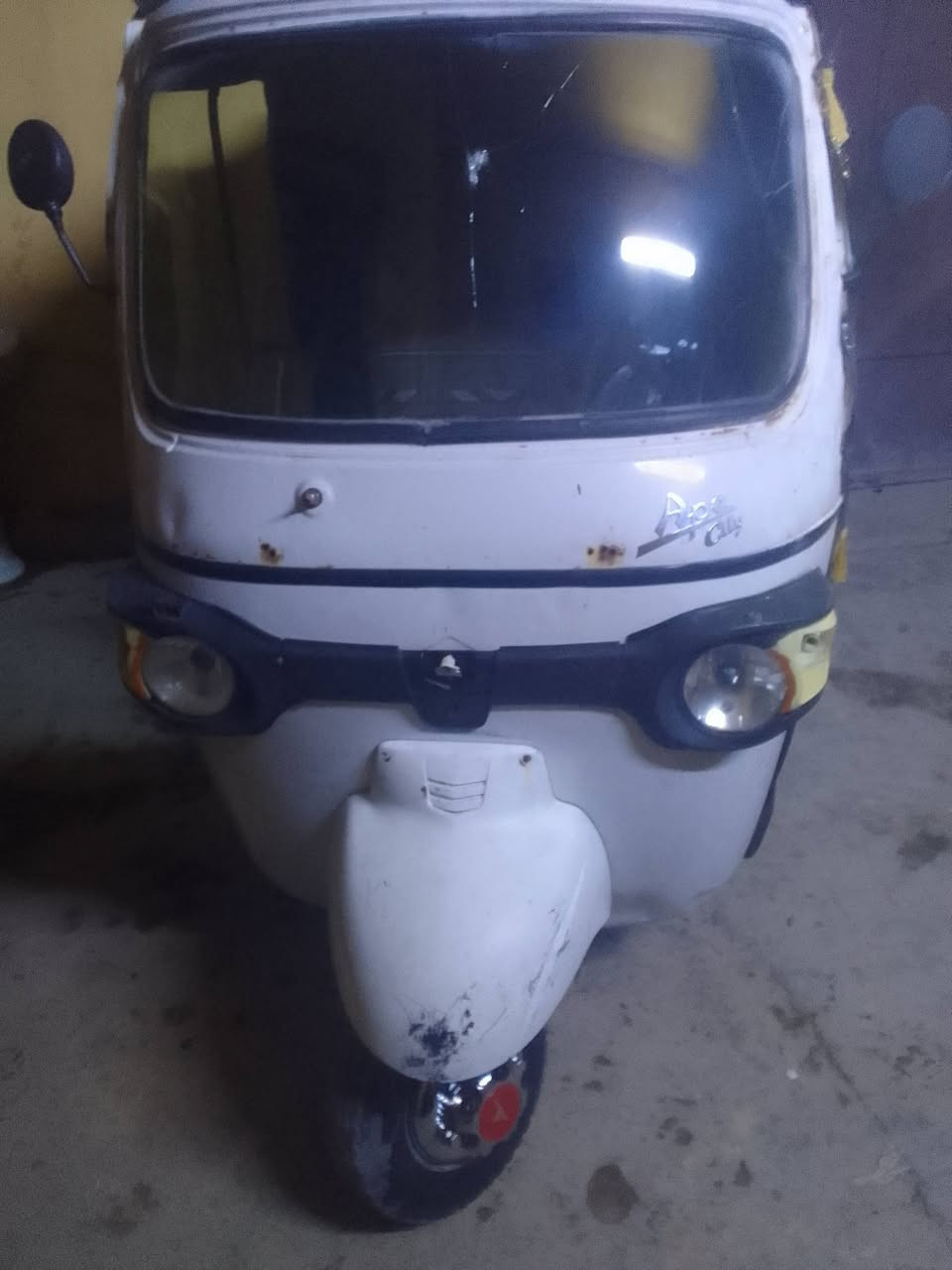 ١٨ بياجو مكفولة  ١٤٠٠ وبيھة مجال مدينة لصدر ***********
