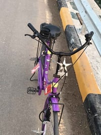 موديل ٢٠٢١ • لون مميز • مستعمل ٣ أيام