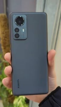 السلام علیکم للبیع فقط  ضمان 24ساعە یطلع بي اي خلل مرجوع  (Xiaomi 12 p...