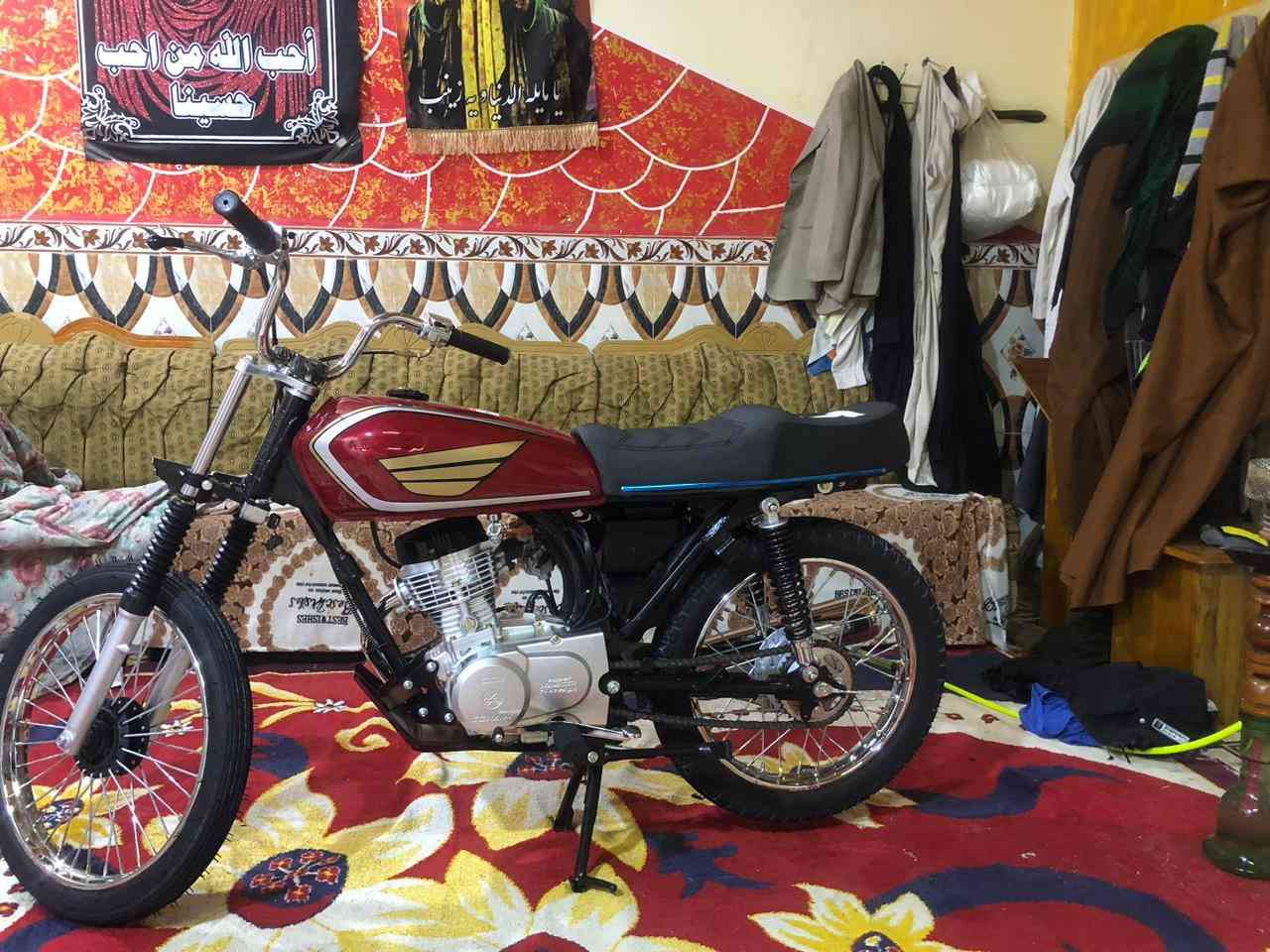 سلامو عليكم درجه يراني للبيع اوراق سكنر مديل 2026 درجه كفاله عمامه صارله 20 يوم من عمرته وعندي لفيديو من نعمر بيه مكينه سيجي ثاني تبديلت دهن شاصي نامه شلامجه شاصي جديد دراجه زلق ما بيه سامته وا بعدهي حته ما طايحه 4 مرات طلعت بيه او اكثر البكان بصره جزيره ريان  سعر 900 وبيه مجال وا انا بخدمتكم اذا رقمي شني عندك ستفسار راسلني ***********
