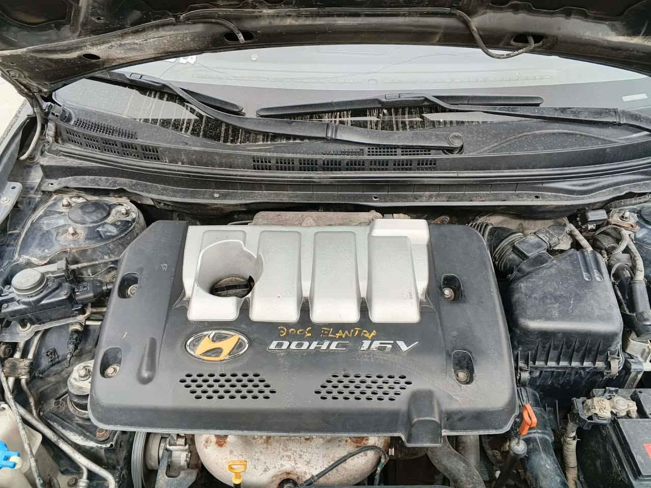 السلام عليكم
ادوات ادوات 
موديل 2010
سياره جديده وجاهزه
مكينه 2000
كصه جنطه شغل درجه اولى 
كير مكينه حداديه تبريد كله جاهز وكفاله
بيها شاشه جبيره +كامره دواره 
تحكمات ستيرن  
سعر 43
شراي يتصل ‭0773 522 7050‬
