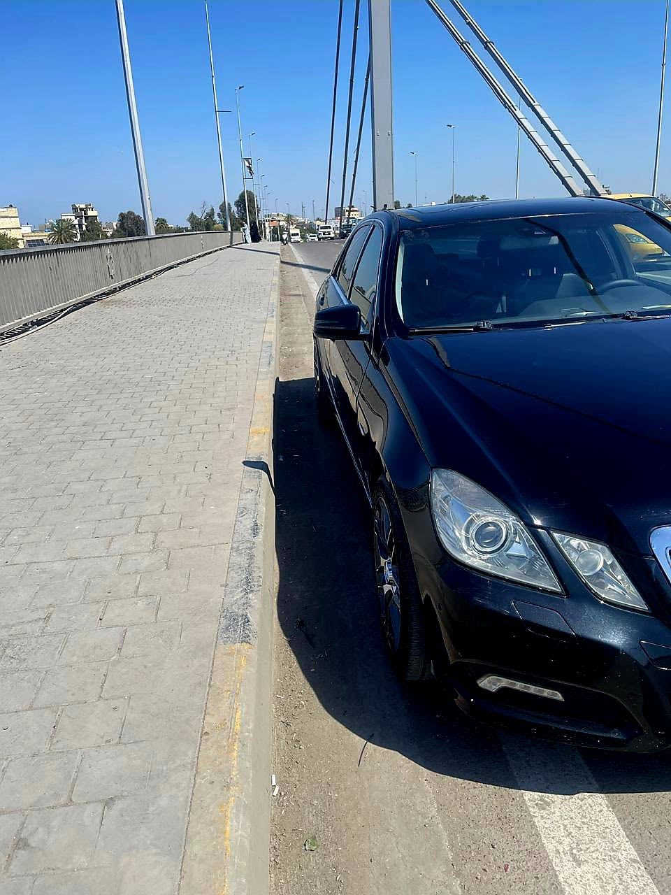 السلام عليكم
للبيع او المراوس مارسيدس E200 2010  فول مواصفات الضرر 4 قطع صبغ الممشى 260 الف مكان بغداد نفق الشرطة 
للتواصل: ***********
السعر ١٤٠ وبيه مجال
