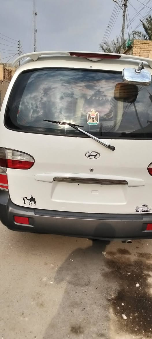 ستاركس مفتوح الفين ٧ سنويه ٢٧ راعيه يمي رقم الماني كربلاء مكينه بيه تبخير قليل كير جديد باتري جديد منضومت زنون  شواصي حلوا مصبوغه حزام ضربه مابيه خليجيه فول مدوشمه كاعيه وتنته وكشنات جلد العنوان الناصريه السعر65 قفل كل تفاصيله هاي *********** مروس بتكسي
