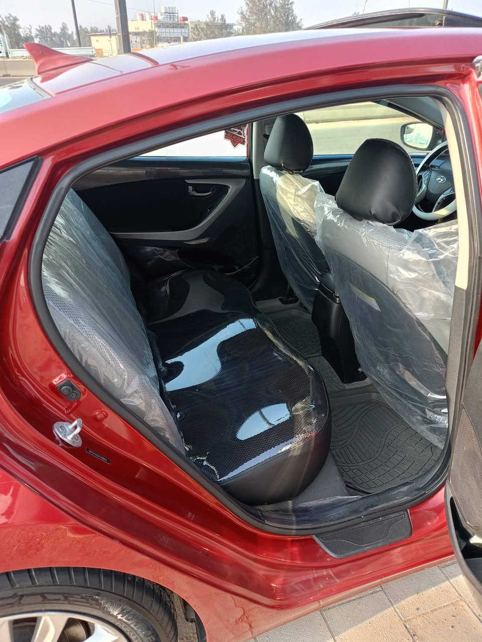 سلام عليكم
هونداي النترا ٢٠١٥
وارد أمريكي بدون حادث
رقم اربيل جديد بأسم شركه
محرك ١٨٠٠ دوش
كير AT
حداديه ١٠٠
تبريد تدفئه عالشرط 
تخم تاير جواهه
دوشمه كامله
خمسه ويل كب
لايت led
اشاير بالمري
تحكم مقود
فتحه سقف
ماشيه ١٢٧ الف حقيقي 
السياره جاهزه عل٢٤ مناقصه برغي
مكان السياره نجف.
السعر ١٣٠ وبيه مجال حك الجيه فقط
.
لسياره مبدل بيه فقط جاملغ كدام بدون دواخل
لباقي كفاله من لشخط


**إذا كنت صاحب هذا الإعلان وتريد حذفه لأي سبب، رجاءا أرسل رسالة إلى الدعم الفني**