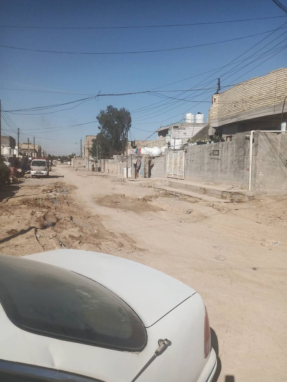 سلام عليكم
نص قطعه للبيع 100 متر 

العنوان : موقع مميز منطقة الالفيين شارع المدارس  قرب مدرسة مواهب الرحمن الابتدائية وكذلك أمام شارع عريض 20 متر ...
السعر : 62 مليون 

مكتب الياس للاستثمار العقاري 
***********
