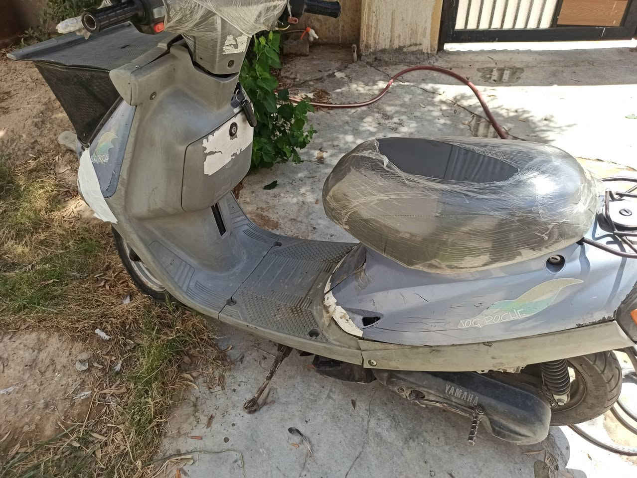 السلام عليكم 
ماطور ياماها اي عيب مابيه فقط باتري ميت 
هندر. نكرة وحدة يشتغل كهربائات شغال لايت اشارة ورا كدام شغال لايتات ثنينهم شغالين 
الماطور مال بيت افحص و اخذ  . مكان كركوك دوميز 
السعر ٢٥٠ قفل مو شري لاتجي شراي تعال خاص او ع هل رقم راسلني ***********
