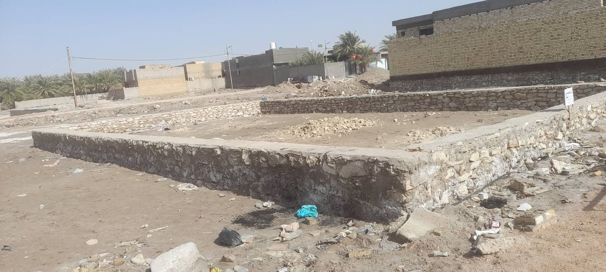 قطعة للبيع طابو صرف خلف مستوصف الشفاء بمساحة 225+60 متر وستون سانتيم  بقيمة 60 مليون للاستفسار الاتصال على رقم صاحب القطعة
***********
