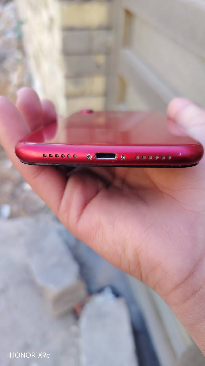 السلام عليكم ورحمة الله وبركاته
تلفون ايفون xr لون أحمر دم الغزال
ذاكره 64
بطارية 80
جهاز علا ايدي شخط مابي

السعر 175 وبي مجال قليل حك جية
تواصل ***********
