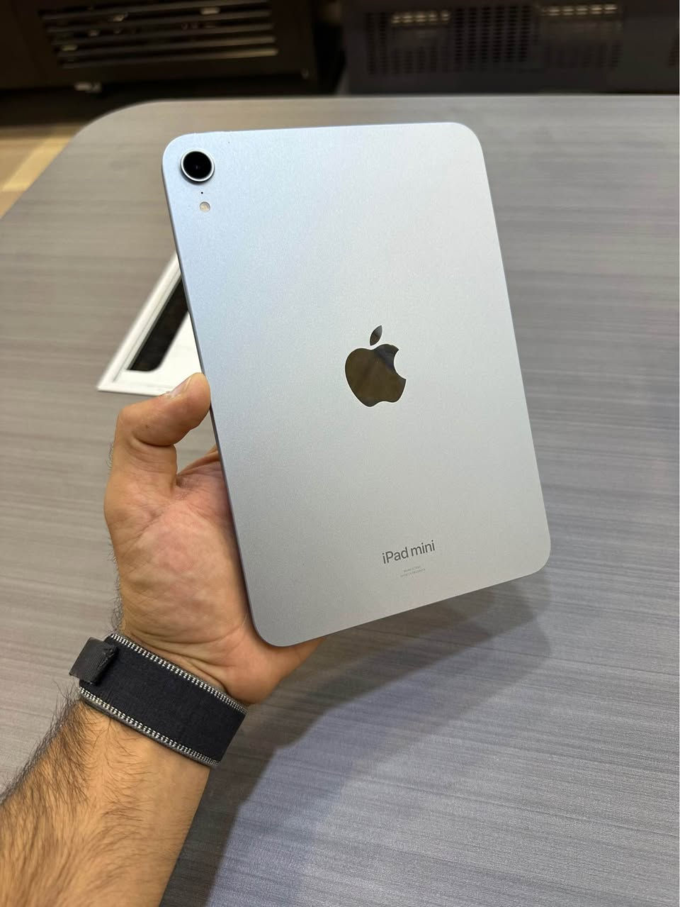 Ipad 7 pro
Gb💾 128
Patre🔋 100
Rang 💙
بەزەمان دارو بەرد ٣٨ جار شحن کرایە کارتۆنی لەگەڵە بەس ویارو سەرە شحنی لەگەل نیە ٤٠٠$ کەمێک مەجال 
رەقەم مۆبیل ***********📞 Singapore
