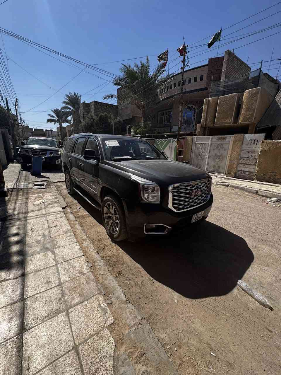 السلام عليكم 
يوكن مديل 2018 بيها قطعتين فول مواصفات عدا ل فتحه سعر 285 مكاني بغداد غزاليه ***********
