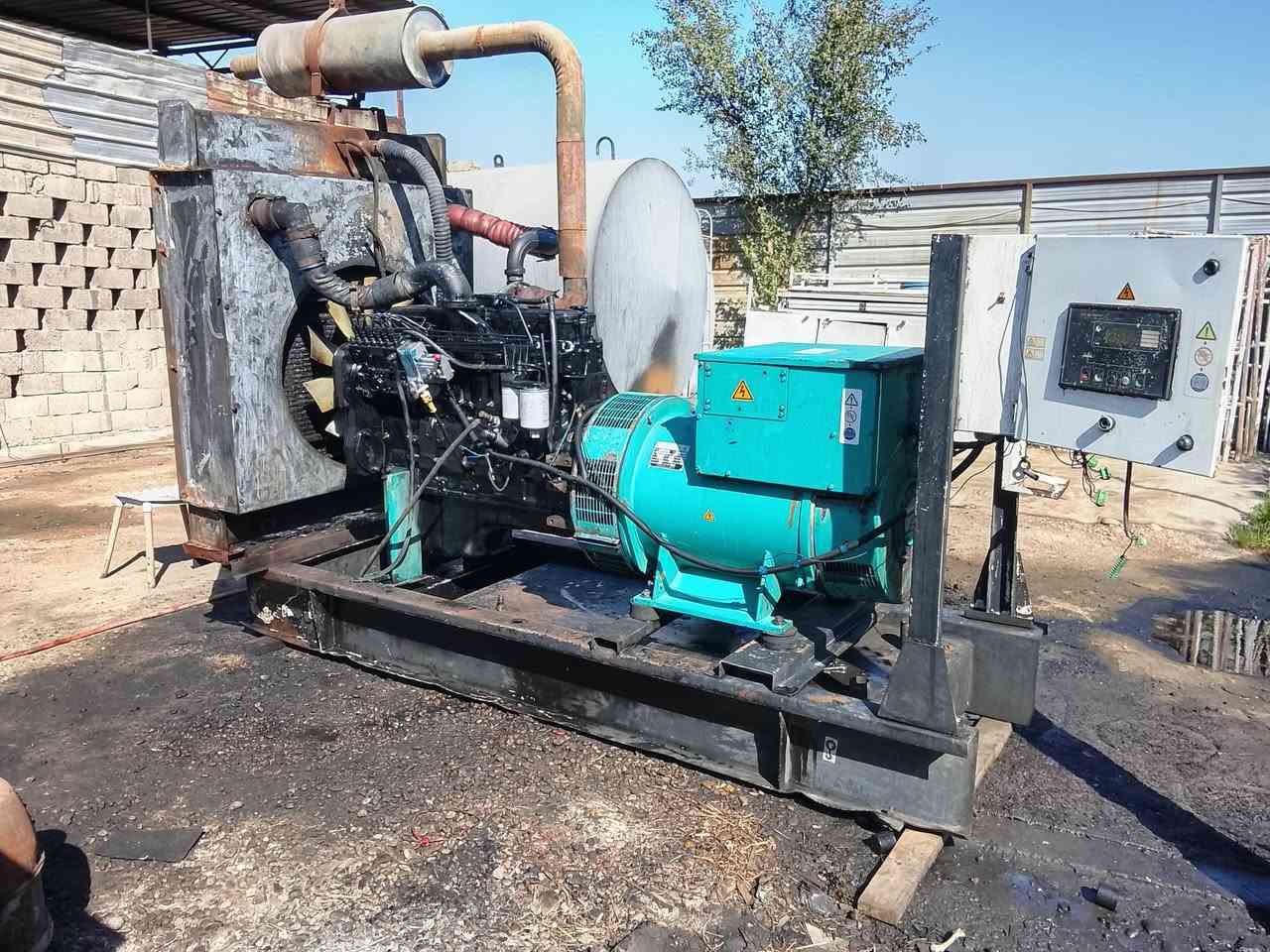 سلم عليكم كميز 350كيفي24ولاف للبيع عنوان بغداد رقم ***********
