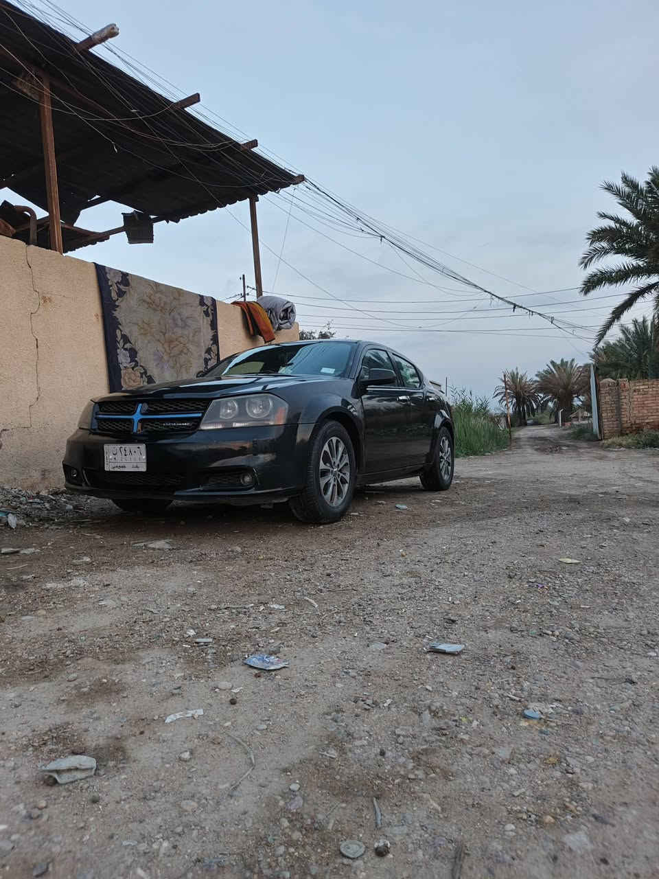 سلام عليكم افنجر البيع السيار مال بيت نضيفه الضفيره ابلادي ما ملعوب بيهه المكينه الكيير جدد  نقصهه بس تبريد موديل ١٢ المكينه 2400 السعر ٩٠ او بيهه مجال حك الجيه ***********
