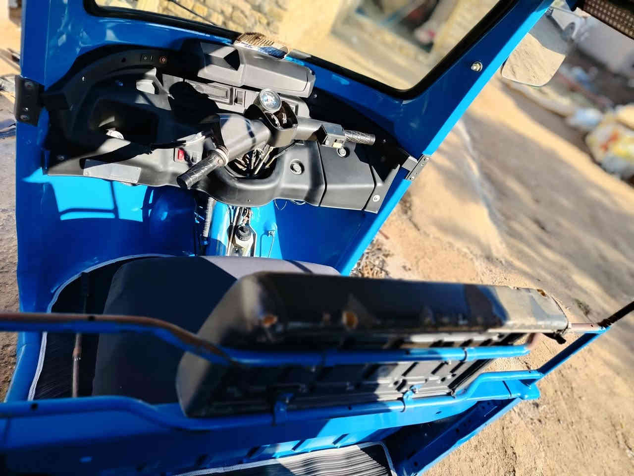 السلام عليكم ورحمة الله وبركاته تكتك  للبيع موديل 2020 مرقم بسمي  سعر 5 ونص وبيه مجال مكاني ناصريه قضاء قلعه سكر رقم الهاتف ***********
