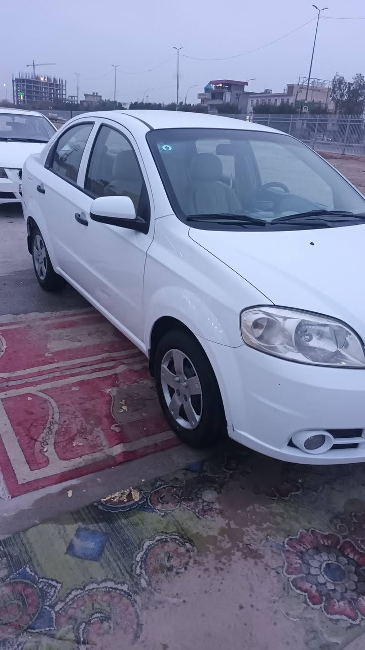 سلام عليكم للبيع افيو 2011 شركه عامه مكفوله من ضربه او الصبغ و التبديل محرك مفتوح تبرد شغال تتفئه تخم تاير جديد باتري جديد مري كهربائي كير محرك جدد شاشه كامره سياره حلوه كهربائيات كلهه شغاله رقم بغداد نكليزي تحويل ثاني يوم السعر ( 80 او بيهه مجال للطيبين غير متواجد عل فيس تلفون ( *********** ) ( ***********4
