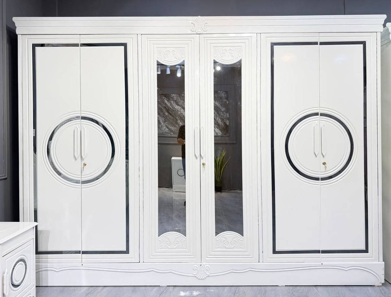 غرفه نوم صاج نجاره 
8قطع 
#السعر مليون فقط 
للحجز يرجى مراسله الصفحه


**إذا كنت صاحب هذا الإعلان وتريد حذفه لأي سبب، رجاءا أرسل رسالة إلى الدعم الفني**