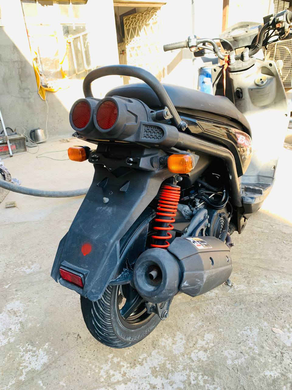 سلام عليكم دراجه جبلي للبيع
منزله رمبه بيدي من حاويه بيدي شادهه الدراجه صاله 12 يوم من نازله ( اوراق موجوده الدراجه) تخبل شلعه معدل خير من الله ( ختم واحد ويه المكينه ) أول ديرت دهن الهه امزويل وكله محسن الله شاهد حته ما طالعين بيه جيب الف فيتر تعال افحص اذا لكيت بيه عيب واحد تاخذه وتروح 
الدراجه ماخذه 1375 اريد ابيعه 1325 وبيه مجال شي قليل قليل للشراي فقط ( جماعت المليون لا تراسل ولا تخابرون ) 
👈 العنوان العبيدي خلف البانزين خانه 👉
👈رقمي *********** الخط متوقف ❗❗👉
(متواجد عل وتساب ومازنجر ❗❗👉
