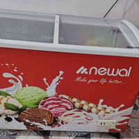 ثلاجة • للبيع
