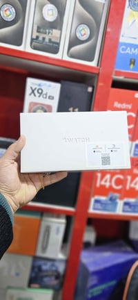 ابل واتش الترا ٣ • تيتانيوم • ضمان وكاله ٢سنة