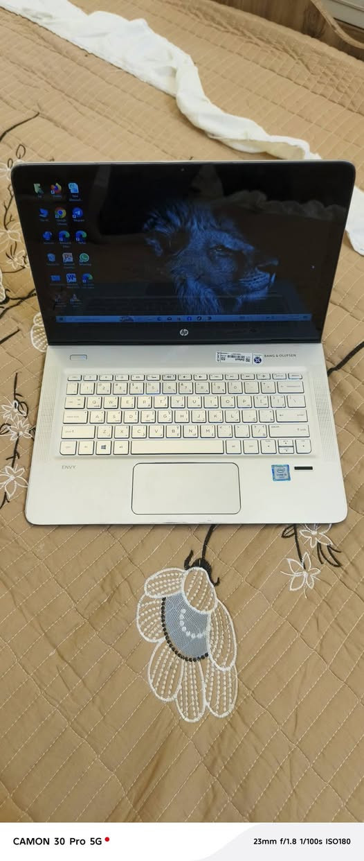لابتوب سليم hp
كوراي 5i
8/256
سعرها مناسب 
250


**إذا كنت صاحب هذا الإعلان وتريد حذفه لأي سبب، رجاءا أرسل رسالة إلى الدعم الفني**