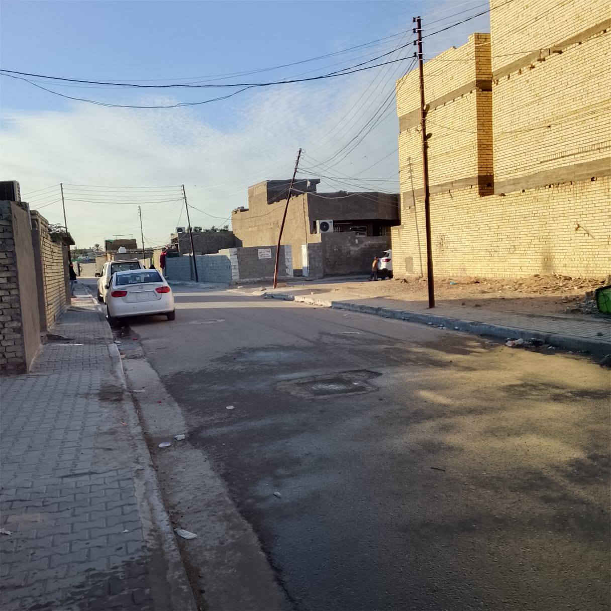 سلام عليكم الدار البيع المساحه 100متر   خدامات كامله ماء مجاري كهرباه مولده الذهبي  الانترنيت  تبليتط  العنوان  بغداد قريب عله شارع  مشتشفى العام  زراعي كماليه حي 
السلام الاستفسار  ***********
