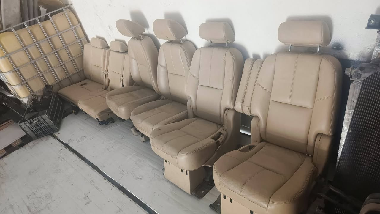 السلام عليكم متوفر قطع غيار بانواعها كل مايخص تاهو جمسي يوكان سوبربان المكان حصوه طريق حله بغداد مجمع الشمري سعر التخم 450 وبي مجال متوفر خدمة توصيل الرقم ***********متوفر واتساب
