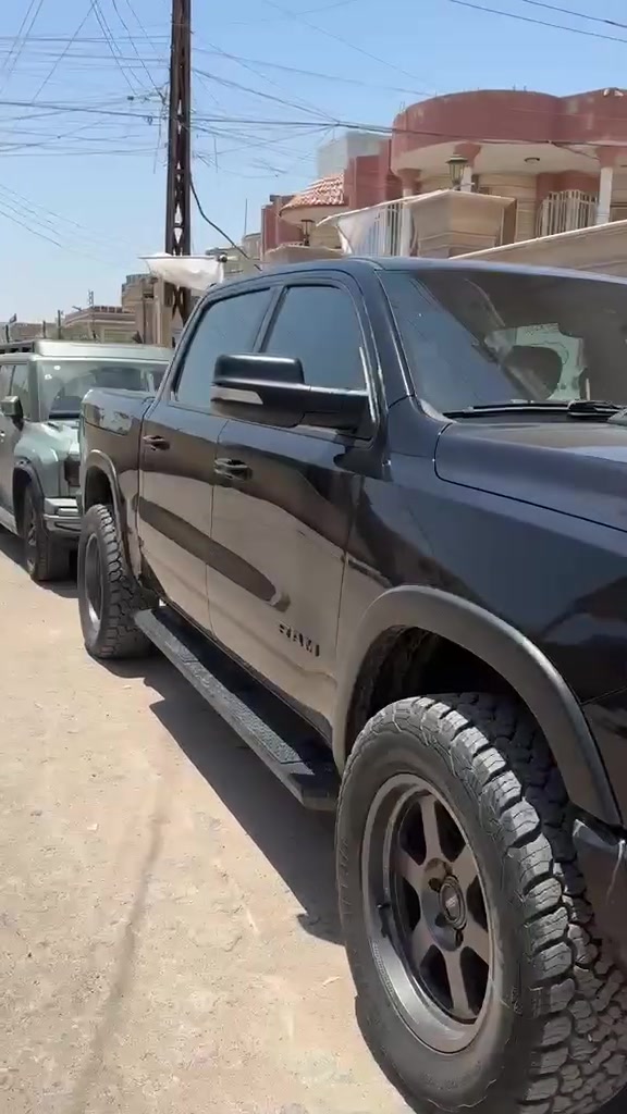 السلام عليكم
Ram   2021 خليجي 
مكفولة كفالة عامة مطلقة
ماشية 138 الف كيلو متر 
وكالة هارلم 
رقم اربيل تحويل مباشر 
فئة ربيل 
اعلى موصفات بالرام
جكات
فتحة 
كشن حار بارد 
ردارات 
شاشة تسيلا  اعلى قياس 

مفولة لاخير 

مغلفة نانو من الزيرو 
عليها تاير حجري 2025 
وويل رياضي اوف رود اصلي امريكي 

مابيها اي نقص 
موجودة بالبصرة

ب ٤٠٥ 
اربع شدات و٥ ورقات 

***********
