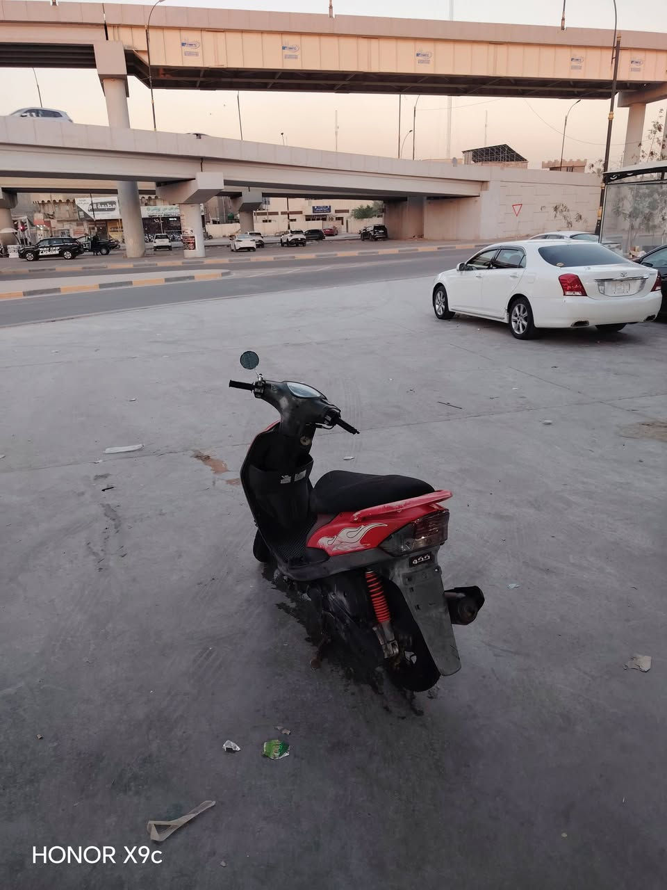 سلام عليكم دراجه ماكس عدله للبيع نكره سلف برغي ما مفتوح بيه مكان شارع ٤٠ ***********
