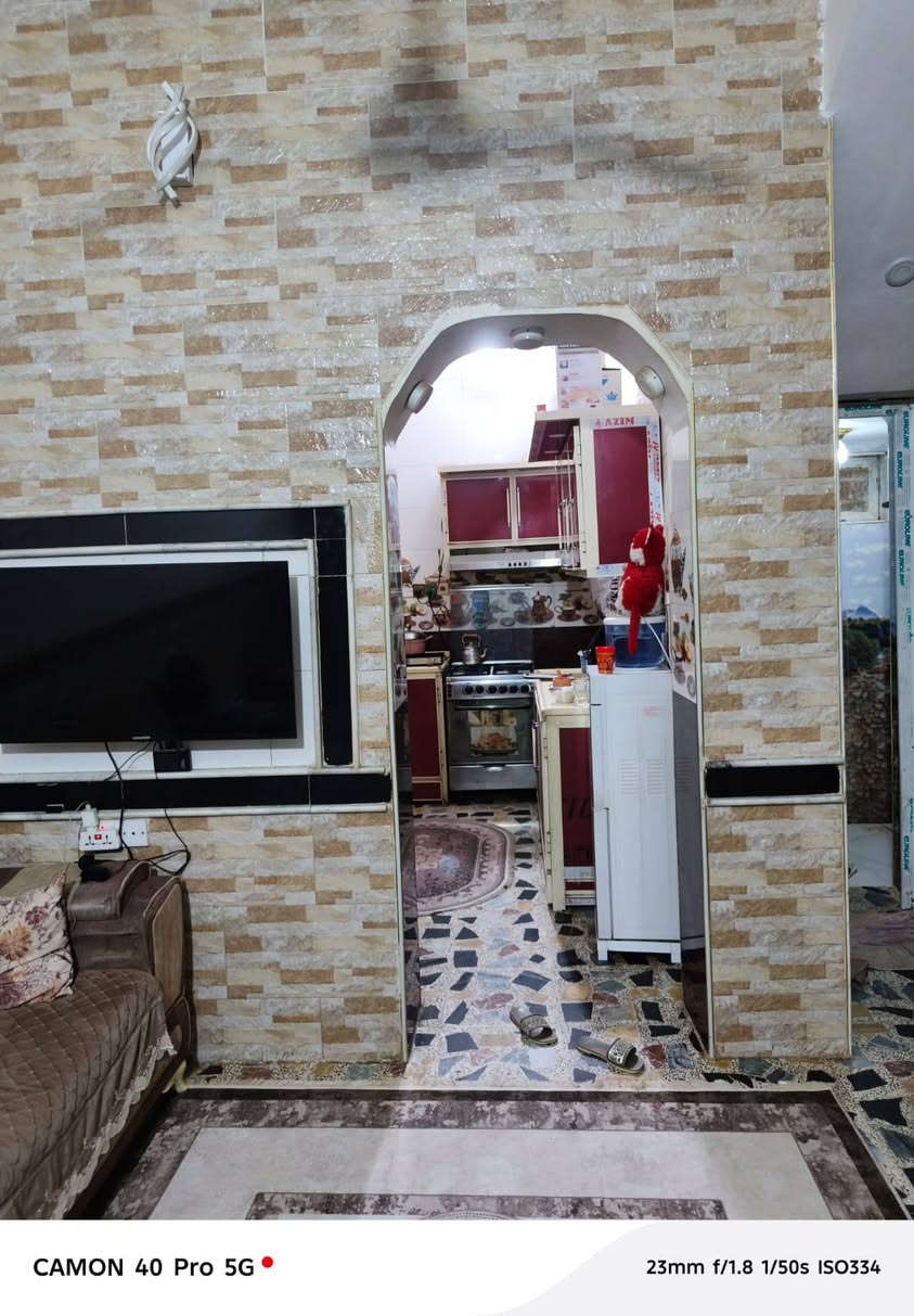 للبيع بيت 100متر طابقين درجه اول ابو رمانه نهايت شارع طاقه ثلاث غرف نوم صحيات فوك وجه بيت سعر تصل وتدلل مطلوب سكان الي يريد هم يحولهن علي لاستفسار ع رقم ***********
