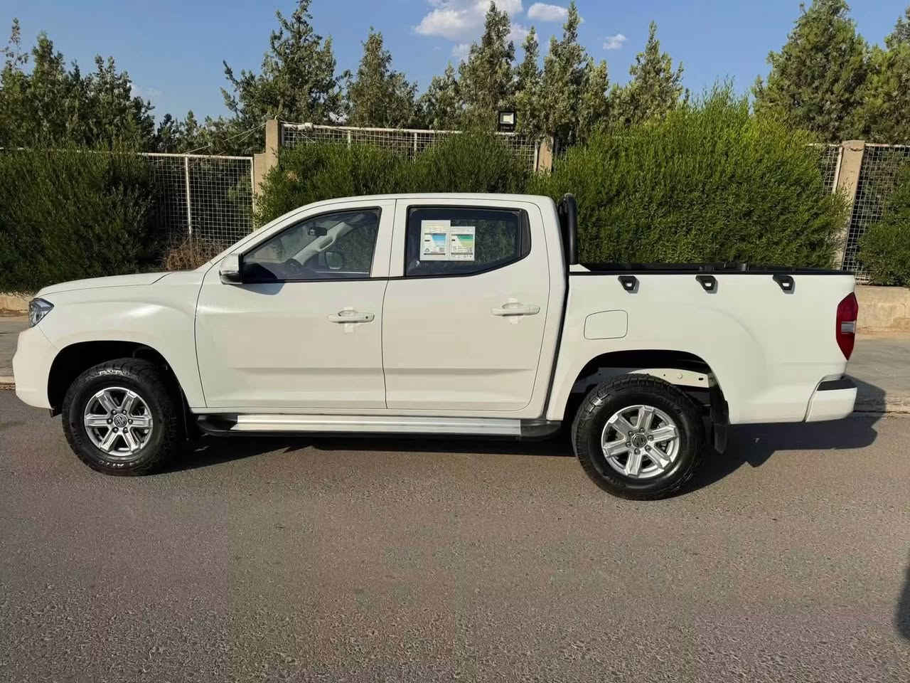 ئێم جی MG T60 2025
پیکەب.دەبڵ أكسل.

ته‌نها ٢ هه‌زار رۆیشتوه‌.

زمان ٣ سال گیر و مه‌كینه‌

مواصفات گێڕ عادی.ويل كەپ.شاشه.

بلاجكتۆر گێر و مەکینە قەزافی 2.4   

کەمترین سعر .💵147$💣🔥 

☎️موبایل  ***********

مکان   اربیل
