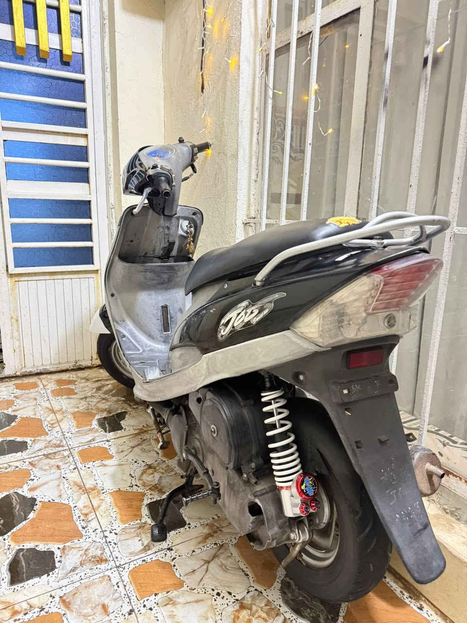 ماس منغولي مكفوله كفر ومكينه اوراق دراجه شوفت العين نضيفه الشراي يتصل ***********
