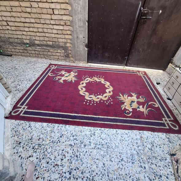 3زوالي للبيع قياسات مختلفه مكان حي الخطيب قرب أسواق تفاحه هاتف ***********
