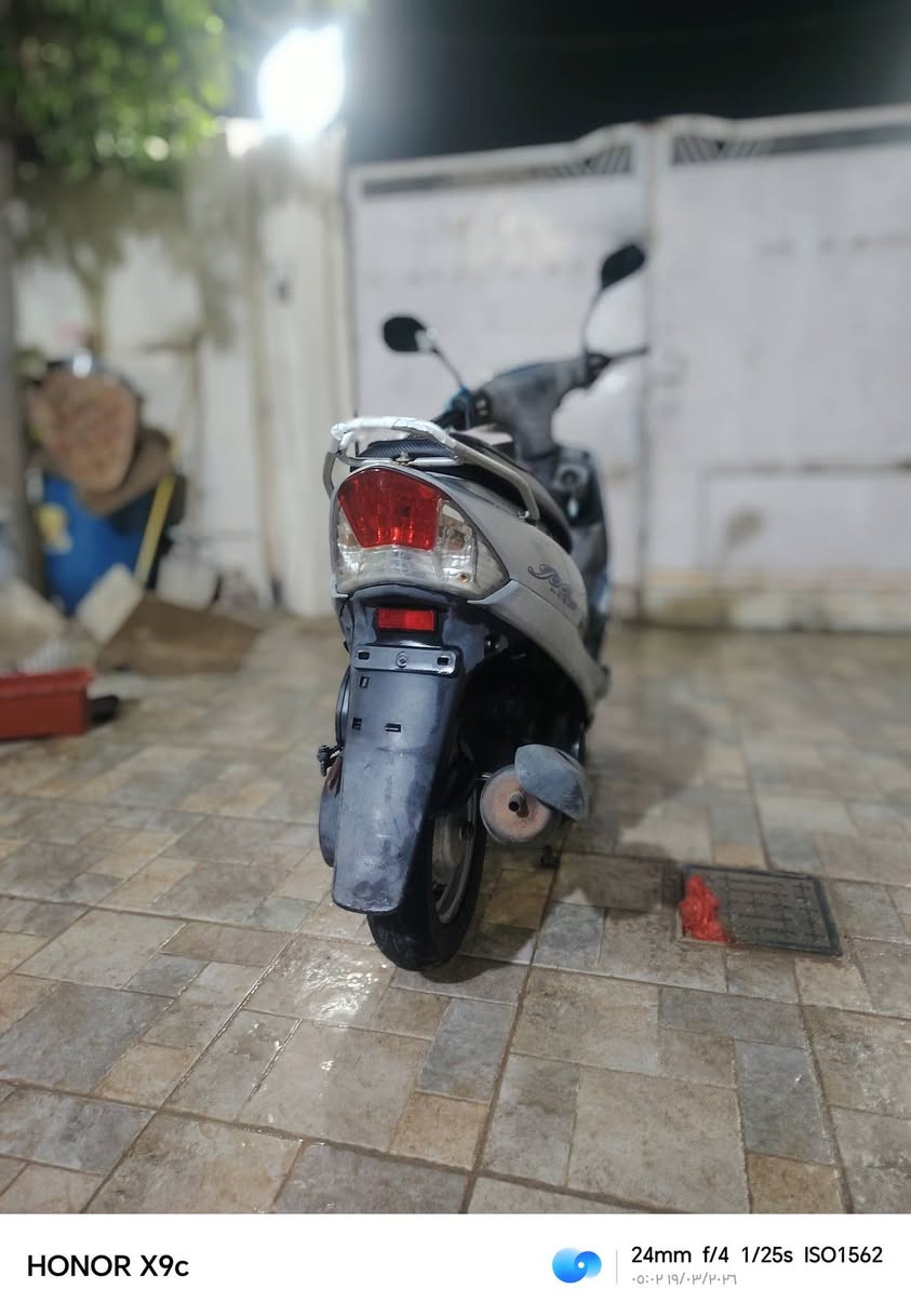 السلام عليكم.؛ دراجه للبيع ماكس منغولي ختم واحد ويه المكينه كله امختمه الاشاير الماصده البك لايت الدواخل الجنطه الكفرات. + الدراجه بحاله الوكاله واكفلك الدراجه كفاله عامه المكينه ناعمه كلش او بيه شلعه او معدل فول +الكهربائيات كله شغاله والحساسات مال البك لايت هم كلهن يشتغلن  + الدراجه صارله ٢٠ يوم ضبط من طلعت من الوكيل والوصل مالته موجود +.  مكاني بالحله. قرب جسر الثوره للاستفسار ***********    السعر $خاص...؛ً
