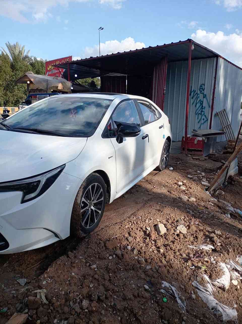 السلام عليكم للبيع كورلا هايبرد الشكل الأمريكي موديل 2025
فول مواصفات 

كشن كهربائي

داخل أحمر

رقم بغداد باسمي

ماشيه ٢١ استخدام شخصي

بيها طخه بالاهلال مال جاملغ الخلفي موضح بالصورة

راجعه بارد 

السعر ١٥٥ بيها مجال بسيط للشراي مكان بغداد صدر القناة رقم الهاتف ***********
