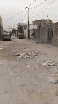 سلام عليكم 
ماعليكم بلهوسه البيت بناء جديد مساحه 120 مربع بي غرفتين وصاله ومطبخ ستقبال ماكامل سقف عكاده 
لا كص ولا تفليش البيت مرقم وجاهز للتسجيل معلوماته كامله يم المختار 
مولده قريبه شارع عريض مكانه كلش حلو 
سعر 30 وبي مجال ***********
