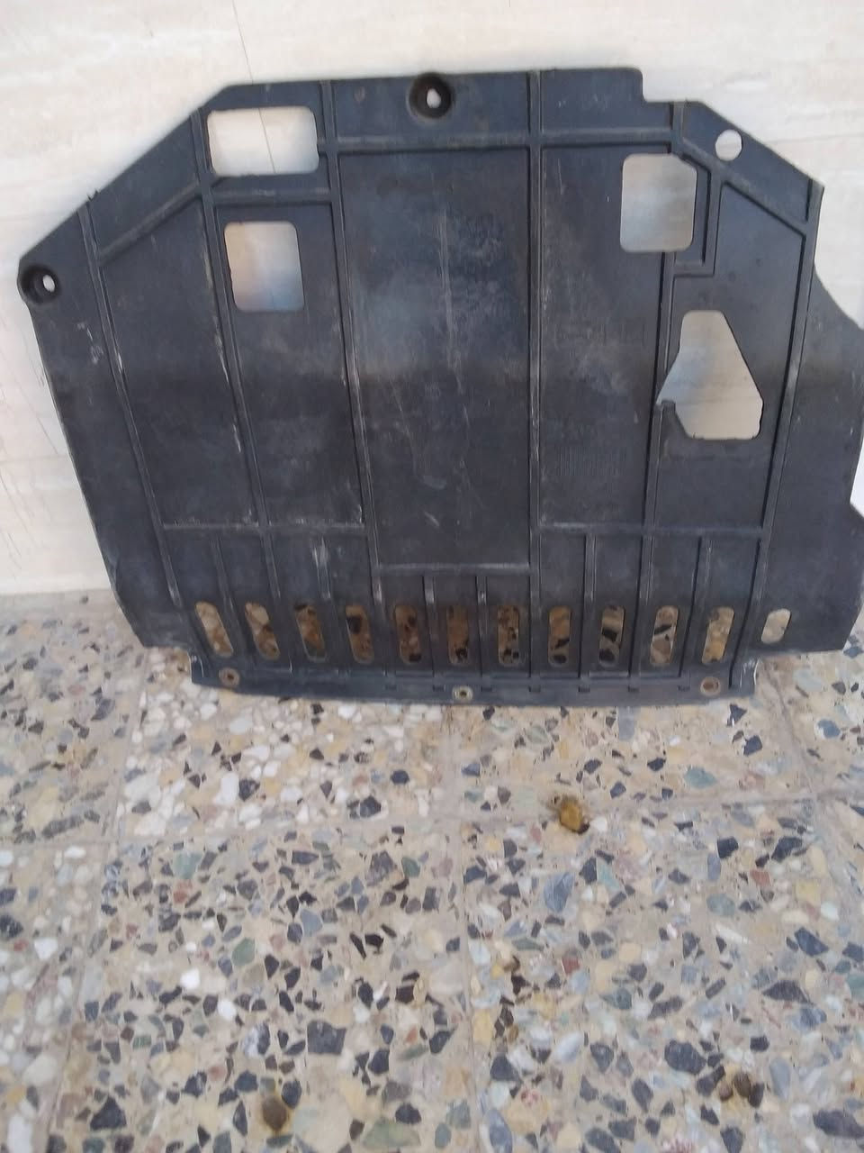 سلام عليكم عندي غراض البيع بيجو سمند درع هوك نوزلات ماطور مروحة بوربرنات هاوزن  اي سي كاز كيت جديد  صدر نقص بس بوش طبلة مكاني الشعب ***********
