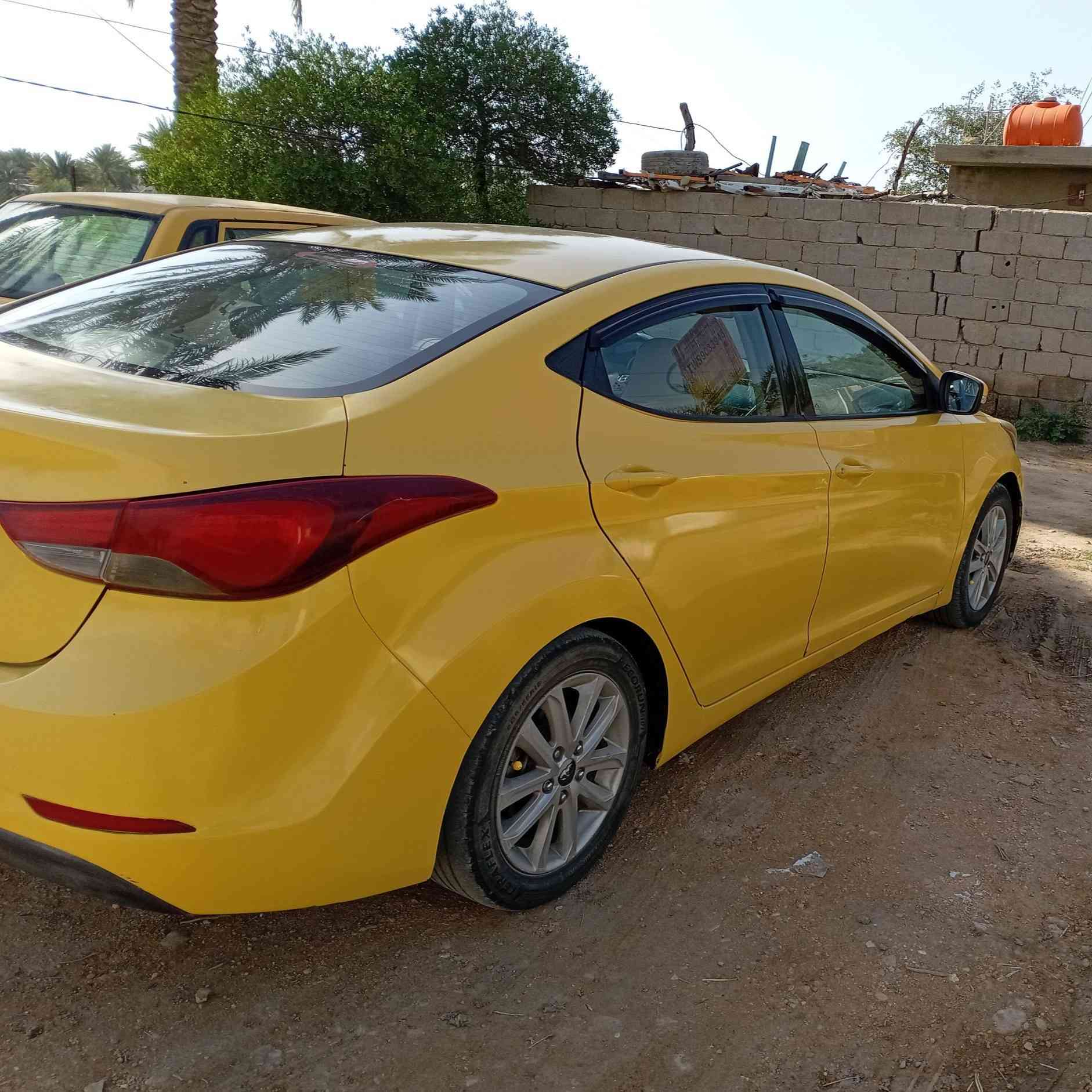 السلام عليكم النترا 2016 وارد حادثها فقط بنيد نفسه مصلح بدون واهنا كرد جاملغ وشوي  بداية الباب مال السايق بوقتها خليته يبدلهم ما صلحتهم السيارة بدون داخل رقم بابل مكانها بابل تقاطع العلوية شريفه بنت الحسن
معروضه ب 114
 وبيها مجال للاستفسار يرجى الاتصال على الرقم *********** مكلف بلنشر
